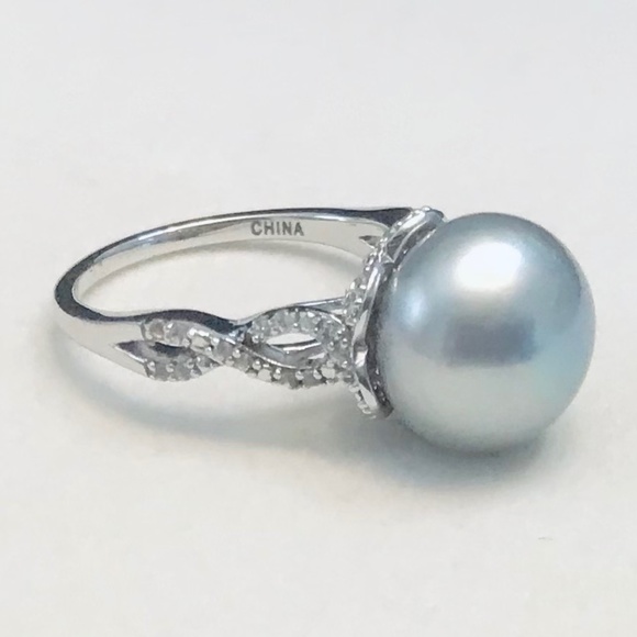 Genuine Cultured Grey Pearl & Zircon Princess Ring - Picture 7 of 11